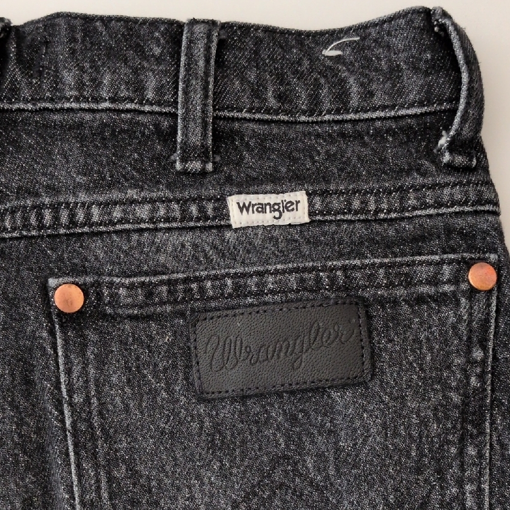 Wrangler Black Straight Jeans Classic Fit - Picture 5 of 6